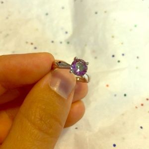 NWOT Stunning silver solitaire ring, size 5
